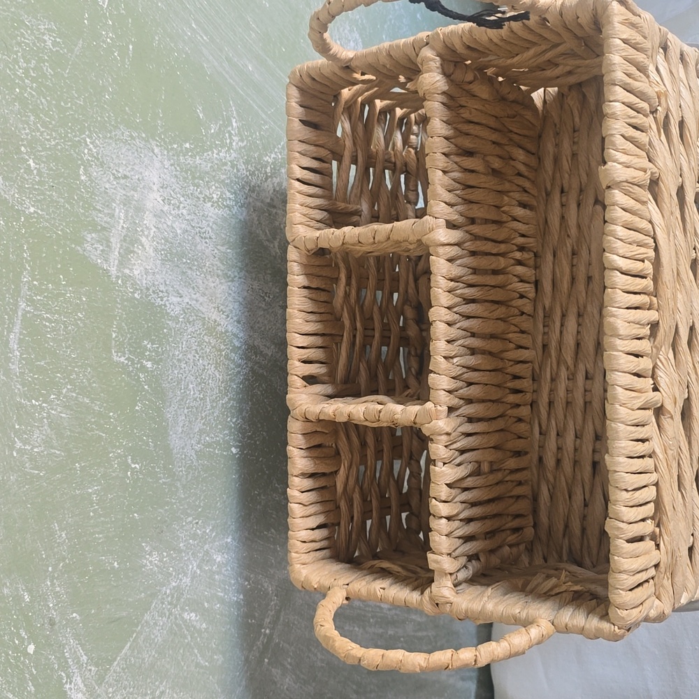 Hearth & Hand With Magnolia Woven Utensil Caddy - Natural Tan 4 Carpartments New - Picture 3 of 4